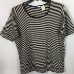 Erica & Co, scoop neck tee